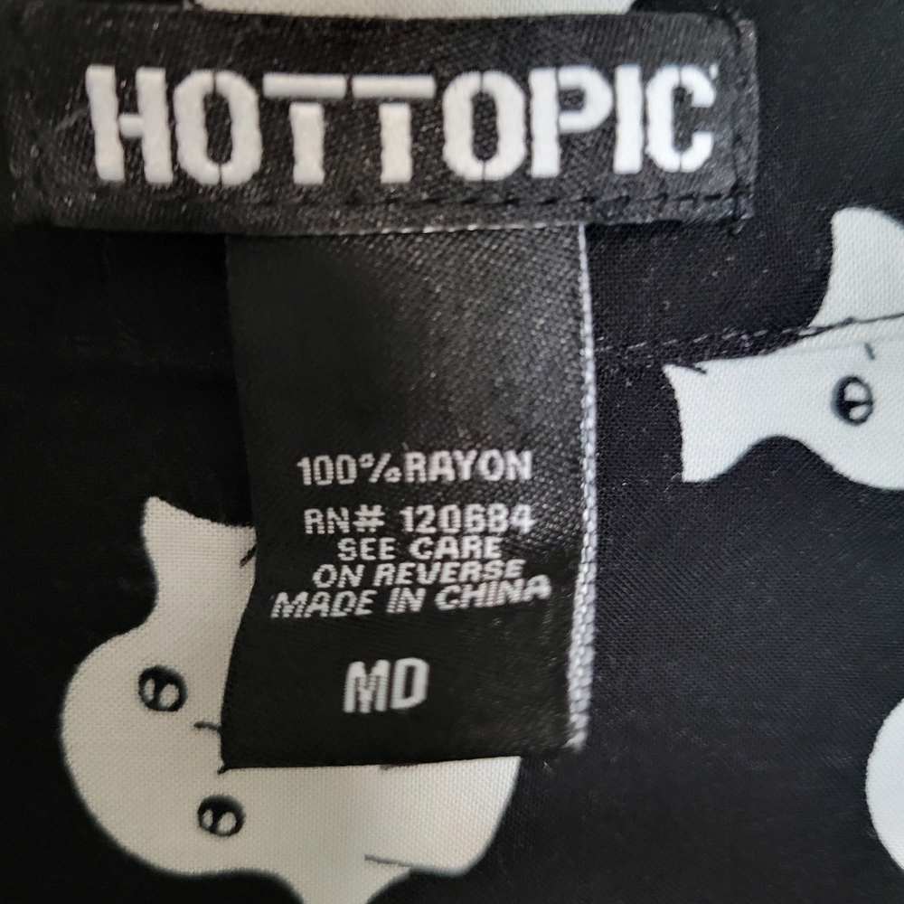 Hot Topic Black And White Ghost Pattern Shirt Siz… - image 4